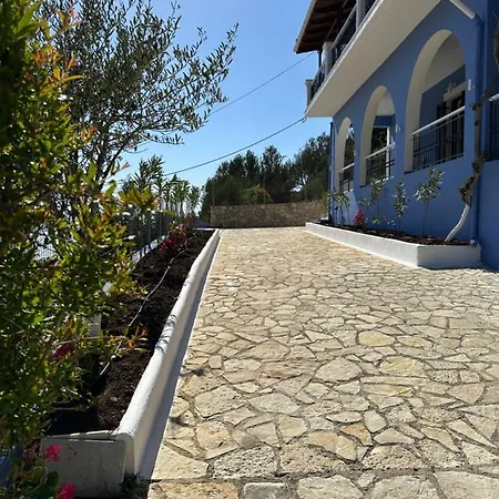 شقة Assos Blue House *