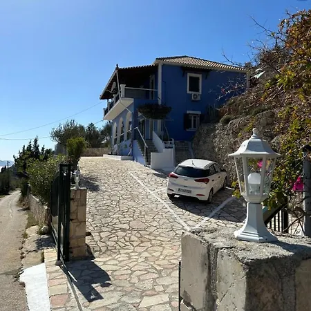 Daire Assos Blue House