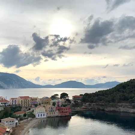 Assos Blue House شقة