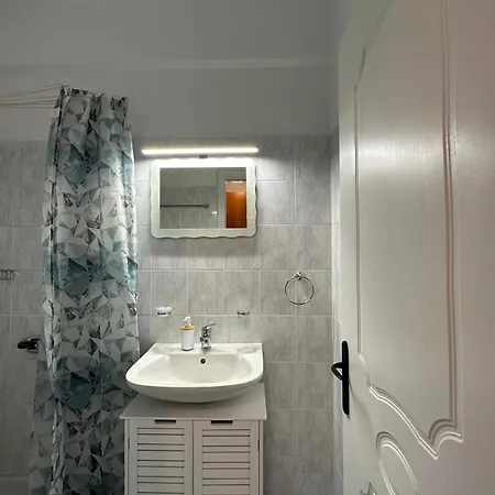 شقة Assos Blue House أسوس