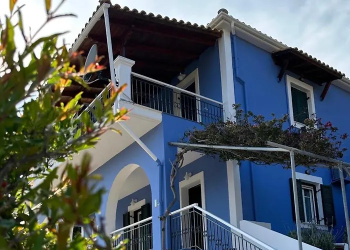 Assos Blue House شقة